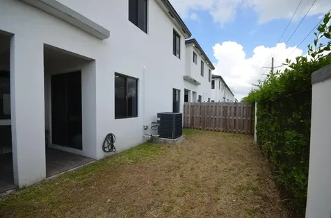 15743 SW 136th Terrace Miami FL 33196