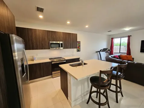 15743 SW 136th Terrace Miami FL 33196
