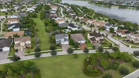19551 Split Rail Run Loxahatchee FL 33470