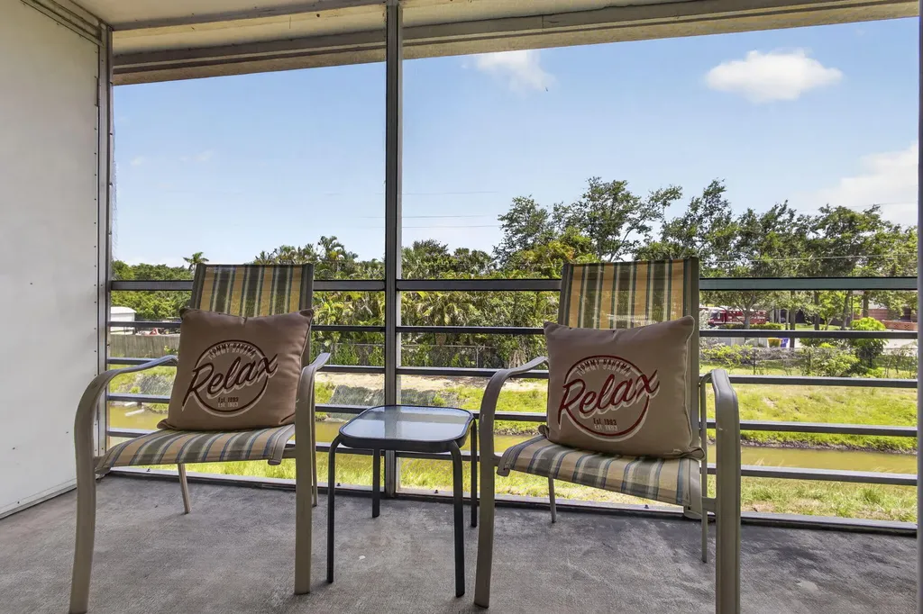 181 Bedford West Palm Beach FL 33417