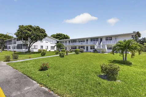 181 Bedford West Palm Beach FL 33417