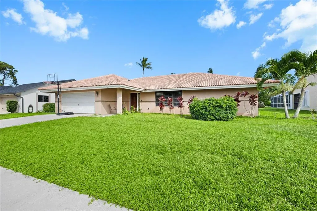 13482 Columbine Avenue Wellington FL 33414