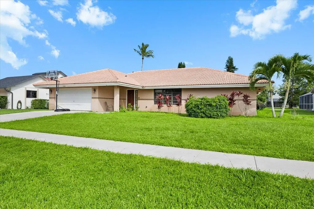 13482 Columbine Avenue Wellington FL 33414