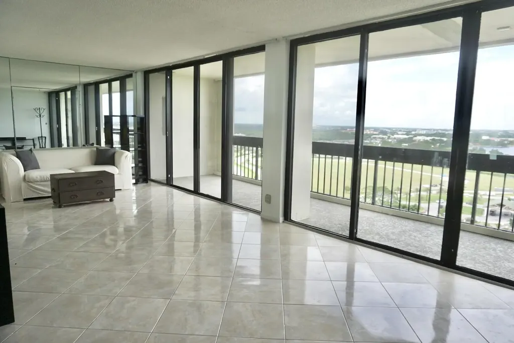 2400 Presidential Way West Palm Beach FL 33401