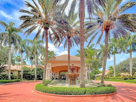 2132 NW 75th Way Pembroke Pines FL 33024
