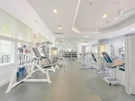 2132 NW 75th Way Pembroke Pines FL 33024