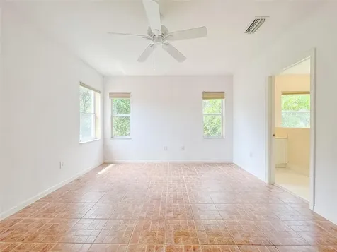 2132 NW 75th Way Pembroke Pines FL 33024