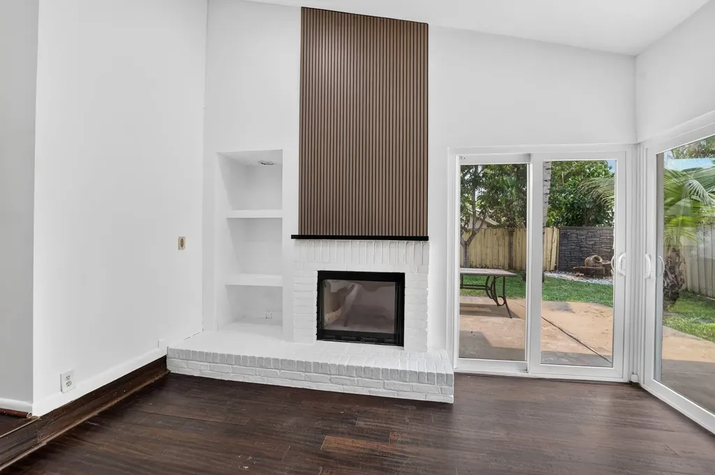 7813 Kenway Place W Boca Raton FL 33433