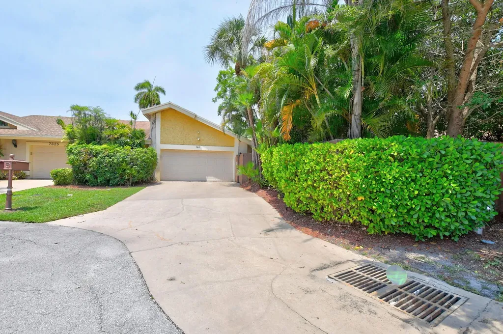 7813 Kenway Place W Boca Raton FL 33433