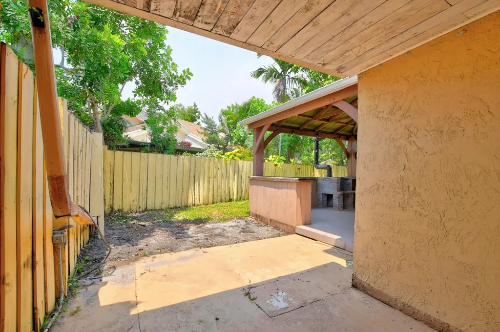7813 Kenway Place W Boca Raton FL 33433