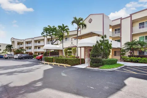 7216 S Devon Drive Tamarac FL 33321