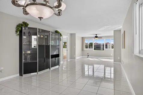 7216 S Devon Drive Tamarac FL 33321
