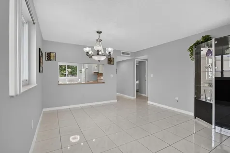 7216 S Devon Drive Tamarac FL 33321