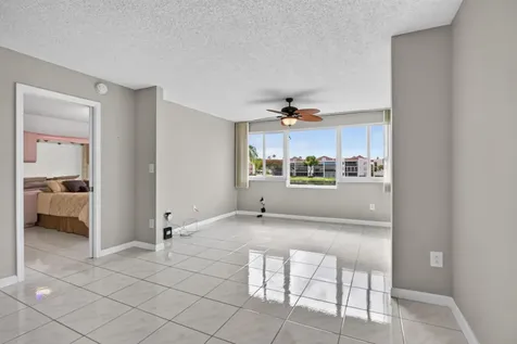 7216 S Devon Drive Tamarac FL 33321