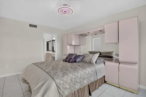 7216 S Devon Drive Tamarac FL 33321