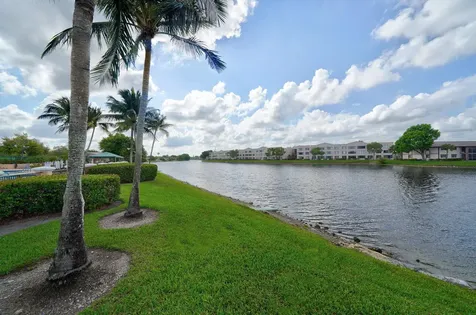 7216 S Devon Drive Tamarac FL 33321
