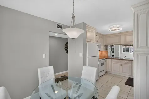 7216 S Devon Drive Tamarac FL 33321
