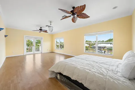 8422 SE Royal Street Hobe Sound FL 33455