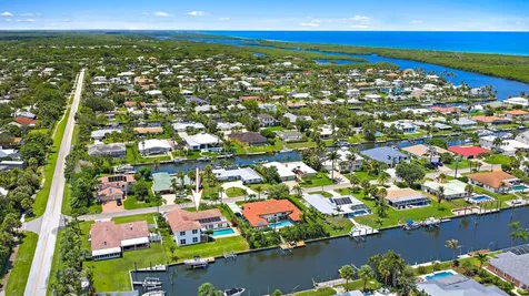 8422 SE Royal Street Hobe Sound FL 33455