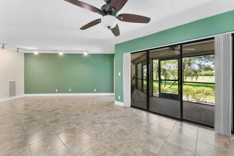 5800 Camino Del Sol Boca Raton FL 33433