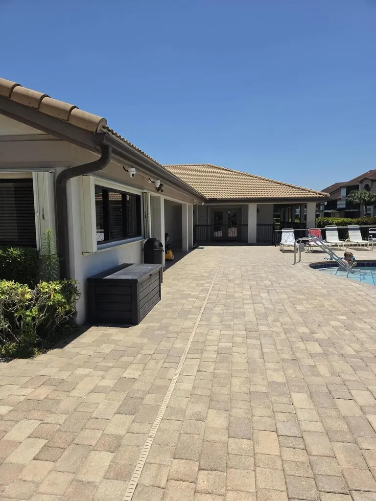 10900 NW 12th Drive NW Plantation FL 33322