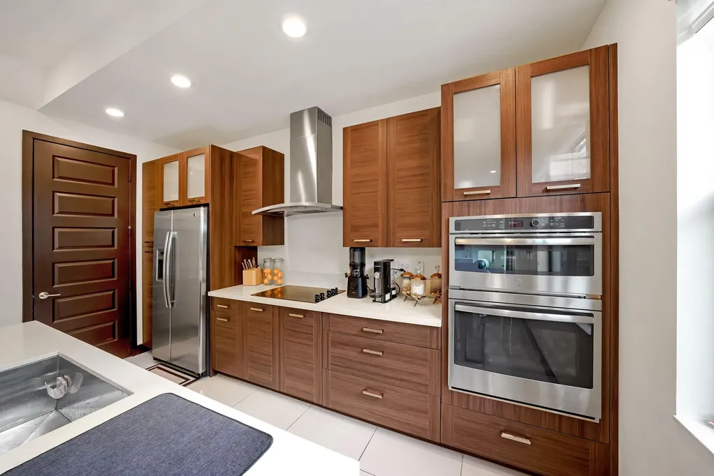 15451 NW 88th Avenue Miami Lakes FL 33018