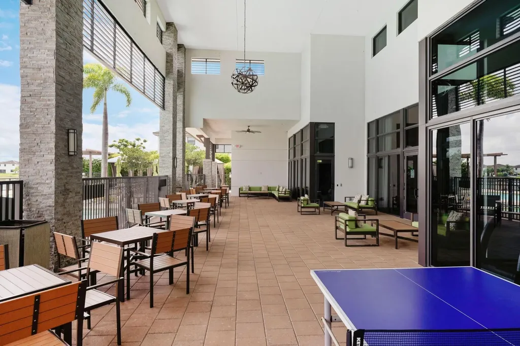 15451 NW 88th Avenue Miami Lakes FL 33018