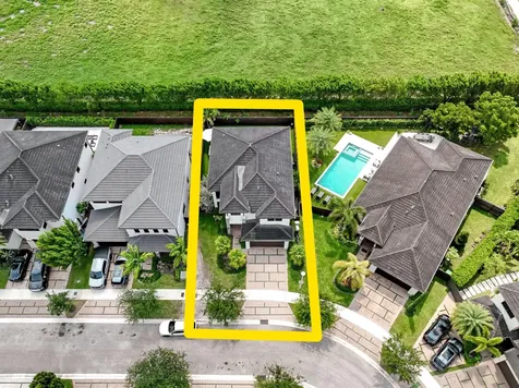 15451 NW 88th Avenue Miami Lakes FL 33018