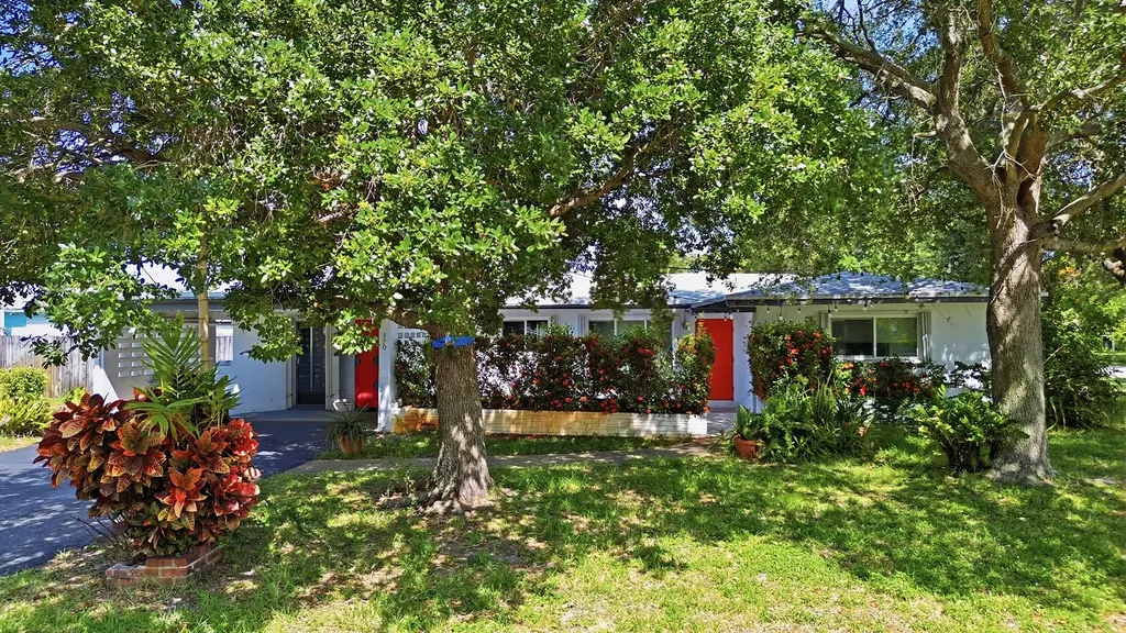 370 SW 13th Street Pompano Beach FL 33060