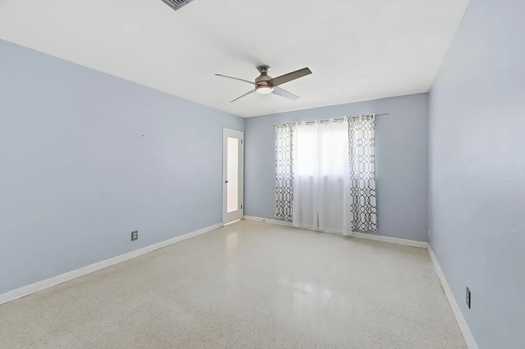 370 SW 13th Street Pompano Beach FL 33060