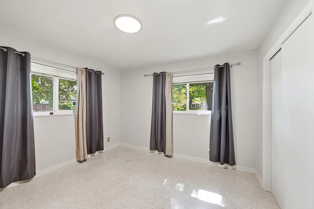 370 SW 13th Street Pompano Beach FL 33060