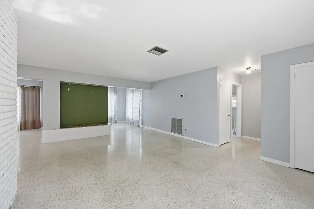 370 SW 13th Street Pompano Beach FL 33060