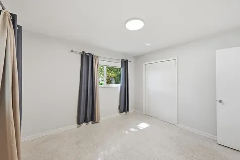 370 SW 13th Street Pompano Beach FL 33060