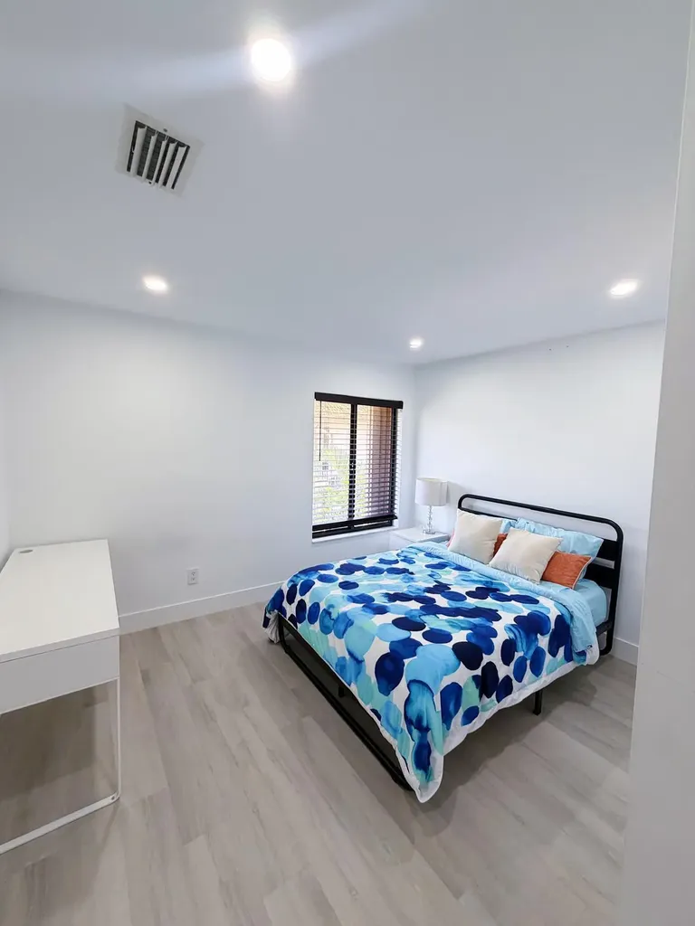 351 Club Circle Boca Raton FL 33487