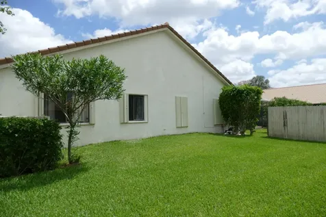 1066 NW 97th Avenue Plantation FL 33322