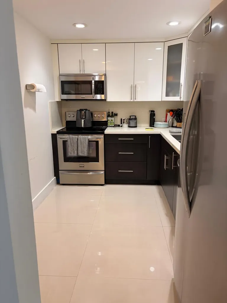 3625 N Country Club Drive Aventura FL 33180