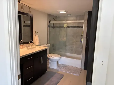 3625 N Country Club Drive Aventura FL 33180