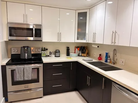 3625 N Country Club Drive Aventura FL 33180
