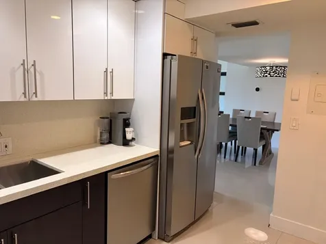 3625 N Country Club Drive Aventura FL 33180