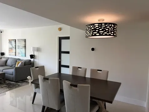 3625 N Country Club Drive Aventura FL 33180