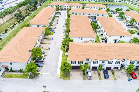 1009 Sweet Briar Lane Riviera Beach FL 33410