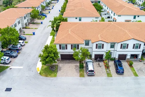 1009 Sweet Briar Lane Riviera Beach FL 33410
