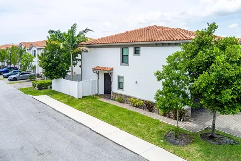 1009 Sweet Briar Lane Riviera Beach FL 33410