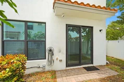 1009 Sweet Briar Lane Riviera Beach FL 33410