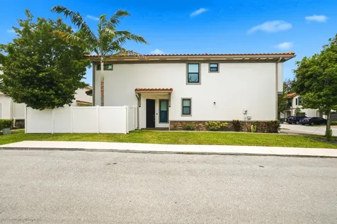 1009 Sweet Briar Lane Riviera Beach FL 33410