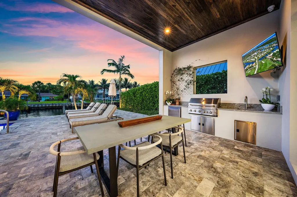 2169 Driftwood Circle Palm Beach Gardens FL 33410