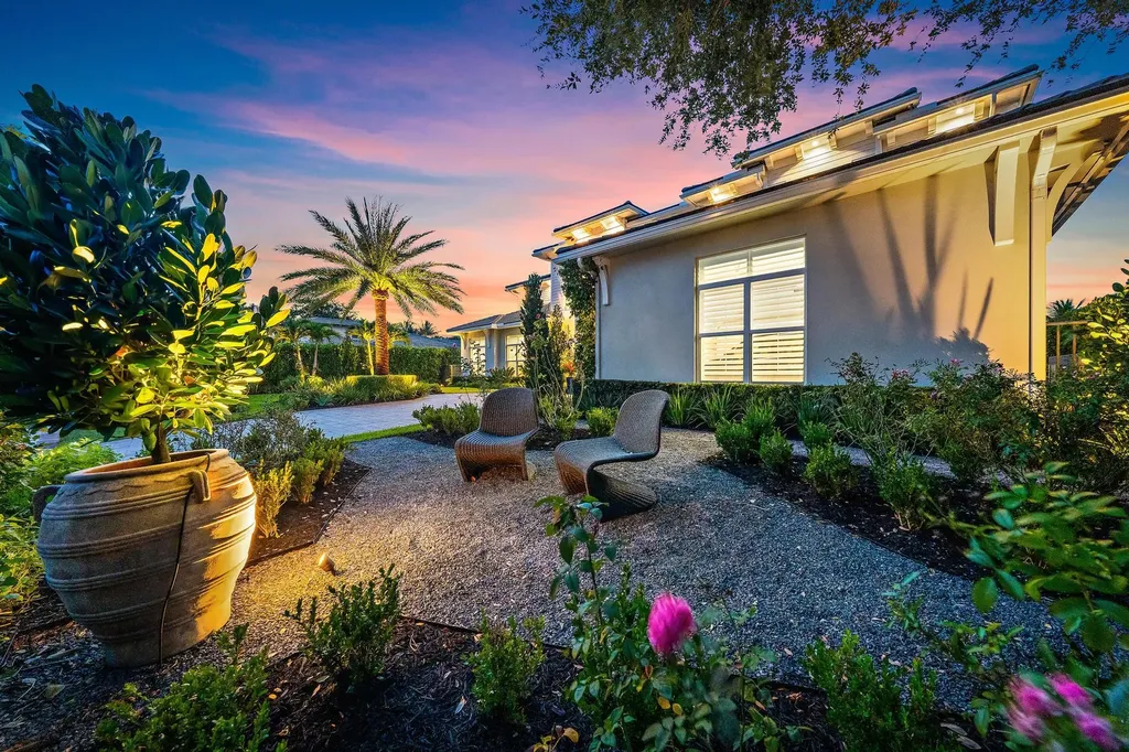 2169 Driftwood Circle Palm Beach Gardens FL 33410