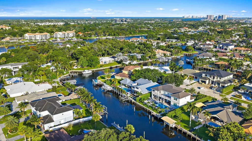 2169 Driftwood Circle Palm Beach Gardens FL 33410