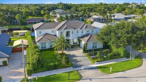 2169 Driftwood Circle Palm Beach Gardens FL 33410