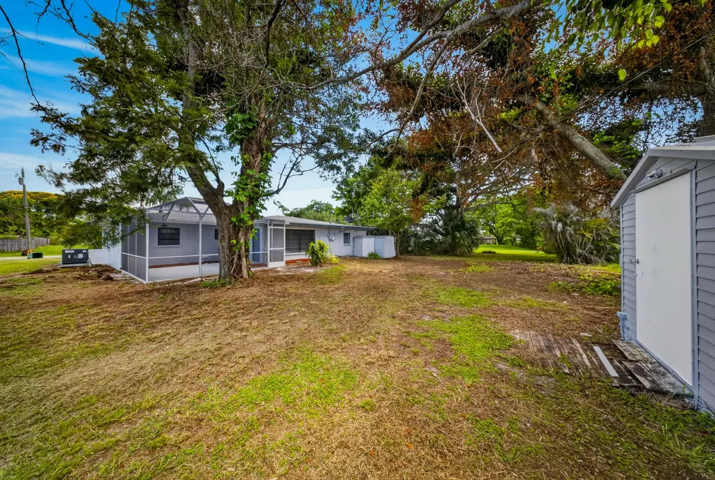 779 Lomas Street Port St Lucie FL 34952